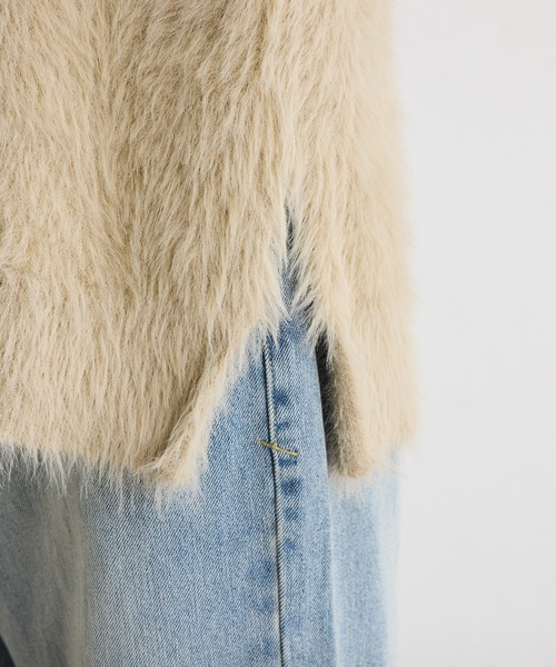 PUAL CE CIN（ピュアルセシン）の「シャギーニットチュニック丈Vネックベスト（ベスト・レディース・チャコールグレー/ベージュ・FREE）」の22枚目の写真