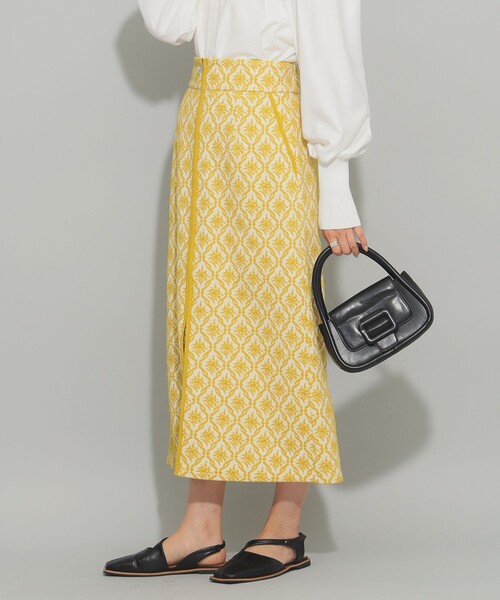 Ray BEAMS（レイビームス）の「ジャカード フロント ジップ タイト スカート（スカート・レディース・ブラウン/イエロー・1/0）」の8枚目の写真