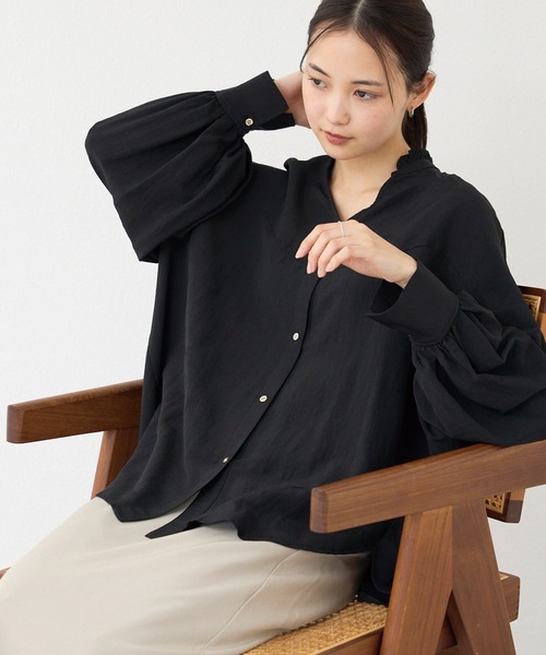 LAVEANGE(ラビアンジェ)の「【洗える】スタンドフリルカラーブラウス(シャツ/ブラウス・レディース・ブラウン/ブラック/オフホワイト・M/LL/3L/4L/5L)」の21枚目の写真