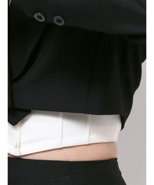 EATME（イートミー）の「クロップド丈ジャケット（セットアップ可能）（テーラードジャケット・レディース・ブラック/グレー/ブルー/ブラウン・FREE）」の9枚目の写真