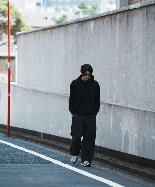 UNION STATION（ユニオンステーション）の「＊WEB限定 フェイクスエード リラックスフィットフーディ（パーカー・メンズ・ブラック/ブルー/ホワイト/ベージュ・M/L）」の15枚目の写真