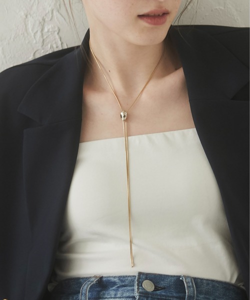 ANGIE(アンジー)の「メタル ループタイ ネックレス(ネックレス・レディース・シルバー系1/シルバー系2/シルバー系3/ゴールド系1/ゴールド系2/ゴールド系3・FREE)」の5枚目の写真