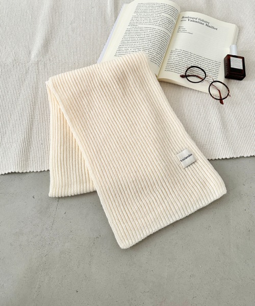 CLEA(クレア)の「リブニットショートマフラー(マフラー・レディース・ブルー/アイボリー/レッド/グレー/ブラウン/マスタード/ブラック/モカ/ベージュ・FREE)」の10枚目の写真