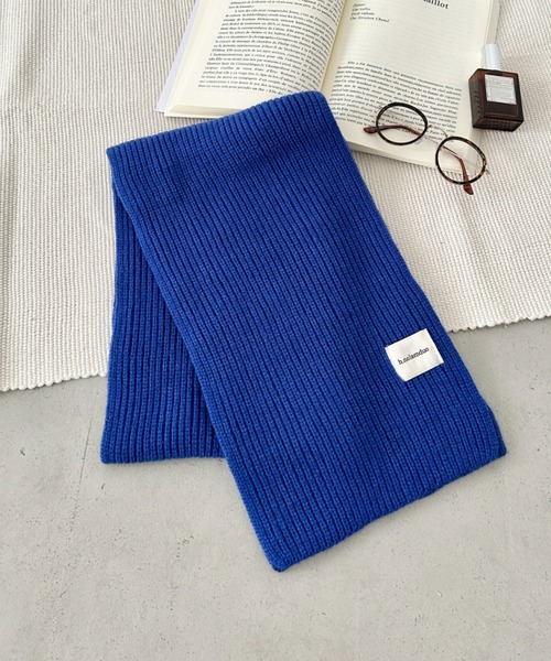 CLEA(クレア)の「リブニットショートマフラー(マフラー・レディース・ブルー/アイボリー/レッド/グレー/ブラウン/マスタード/ブラック/モカ/ベージュ・FREE)」の18枚目の写真