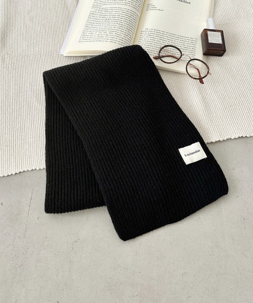 CLEA(クレア)の「リブニットショートマフラー(マフラー・レディース・ブルー/アイボリー/レッド/グレー/ブラウン/マスタード/ブラック/モカ/ベージュ・FREE)」の12枚目の写真