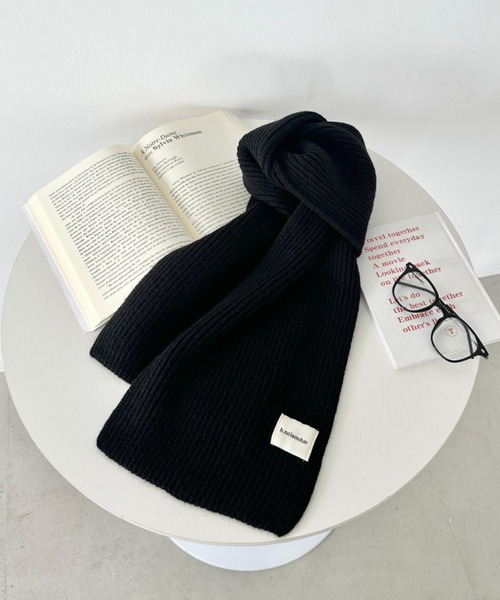 CLEA(クレア)の「リブニットショートマフラー(マフラー・レディース・ブルー/アイボリー/レッド/グレー/ブラウン/マスタード/ブラック/モカ/ベージュ・FREE)」の13枚目の写真