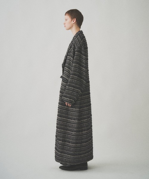 Juha（ユハ）の「RIBBON BORDER CHESTER COAT（チェスターコート・メンズ・ベージュ/ブラック・3/4）」の6枚目の写真