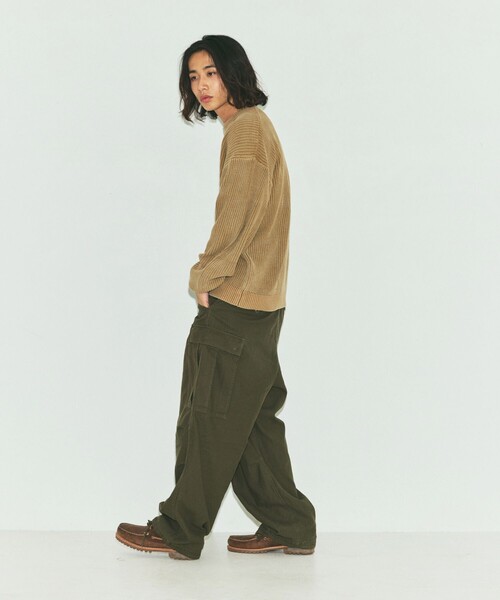 FREAK'S STORE（フリークスストア）の「限定展開 ルーズフィット 畦編み ヴィンテージ加工 クルーネック コットン ニット / ビッグシルエット（ニット/セーター・メンズ・ブラック/レッド/ネイビー/ベージュ・LARGE/MEDIUM/SMALL）」の11枚目の写真