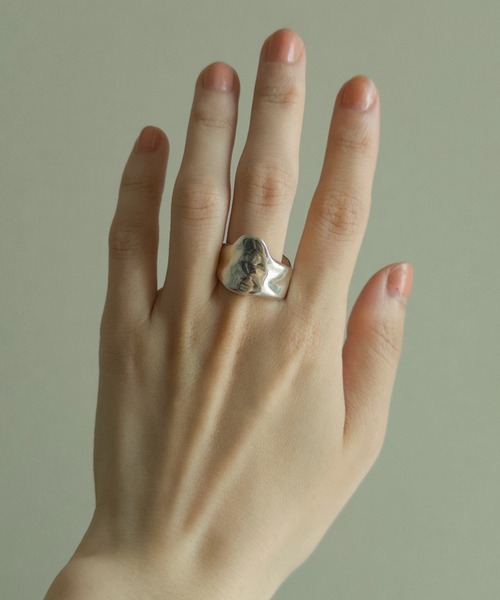 whoseA(フーシー)の「【silver925】Melt Wide Ring/ メルトワイド リング(リング・レディース・シルバー・14号/16号/18号)」の5枚目の写真