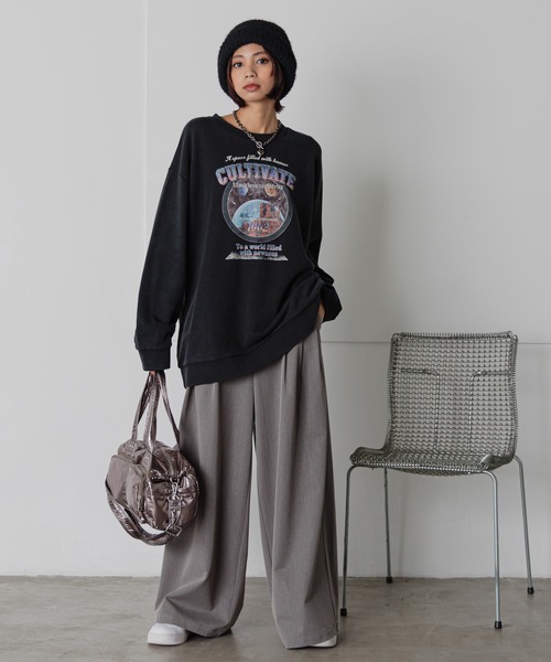 PAGEBOY（ページボーイ）の「スペースロックルーズスウェット（スウェット・レディース・オートミール/オレンジ/チャコールグレー・FREE）」の5枚目の写真
