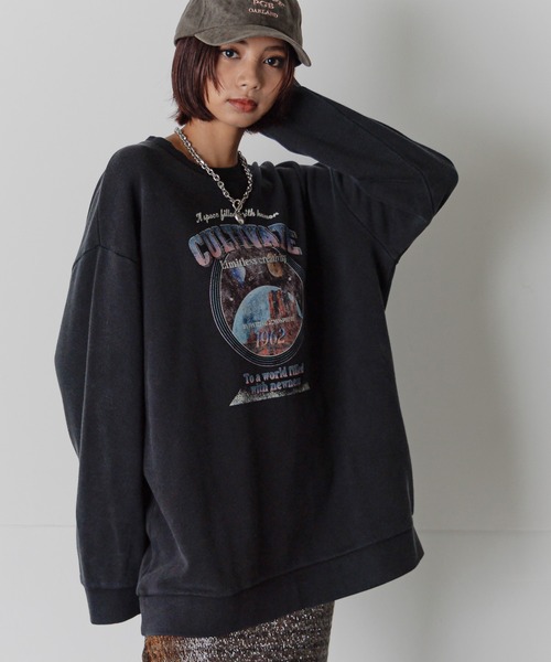 PAGEBOY（ページボーイ）の「スペースロックルーズスウェット（スウェット・レディース・オートミール/オレンジ/チャコールグレー・FREE）」の11枚目の写真