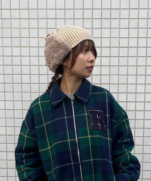 Casselini(キャセリーニ)の「Casselini(キャセリーニ)リブニットイヤービーニー(ニットキャップ/ビーニー・レディース・ブラック/ベージュ/ブルー・FREE)」の19枚目の写真