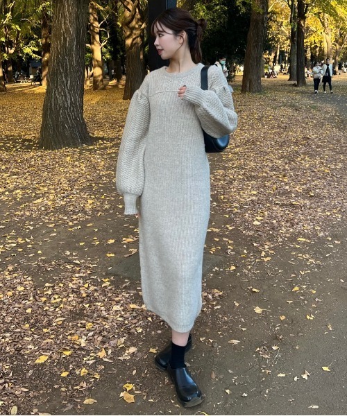 favclo.（ファブクロ）の「volume sleeve knit onepiece / ボリュームスリーブニットワンピース（ワンピース・レディース・アイボリー/ライトベージュ・FREE）」の3枚目の写真