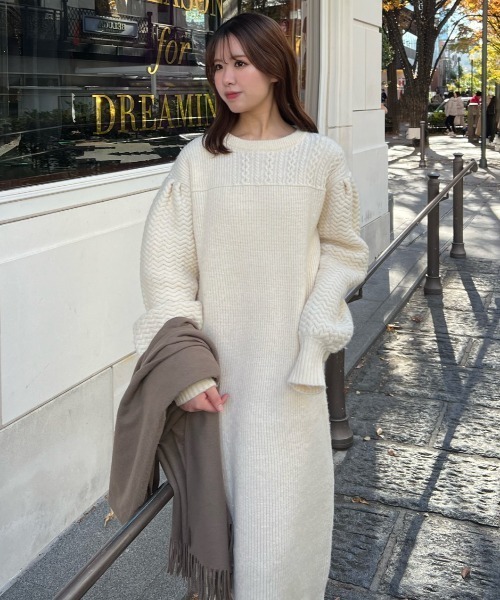 favclo.（ファブクロ）の「volume sleeve knit onepiece / ボリュームスリーブニットワンピース（ワンピース・レディース・アイボリー/ライトベージュ・FREE）」の13枚目の写真