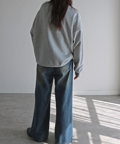 COURO(コウロ)の「ランダムリボンメタリック刺繍ルーズシルエットスウェット(スウェット・レディース・ホワイト/ブラック/チャコールグレー/グレー/ネイビー/オートミール・FREE)」の22枚目の写真