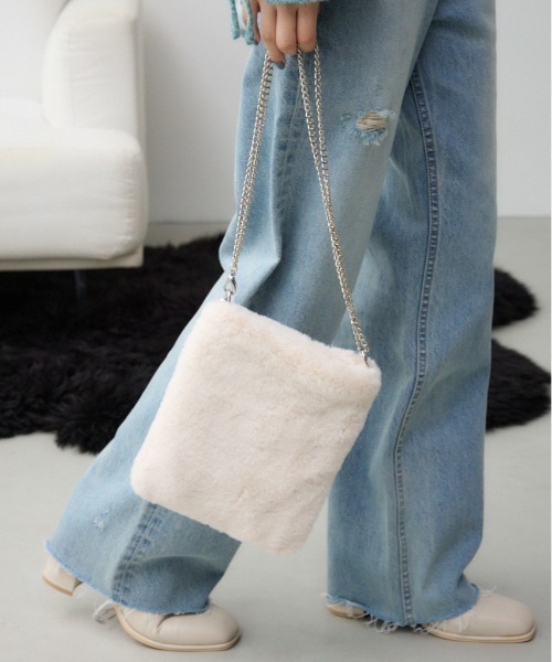 MAX MARA アウトレット● AGO●フェイクファー ボディバッグ タッセルフェイクファーポシェット（ショルダーバッグ）｜AZUL