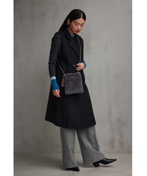 MAX MARA アウトレット● AGO●フェイクファー ボディバッグ タッセルフェイクファーポシェット(ショルダーバッグ)|AZUL