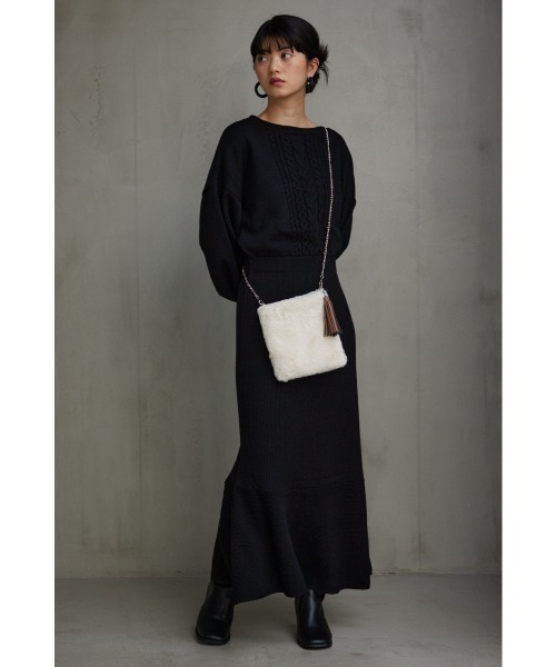 AZUL by moussy(アズールバイマウジー)の「タッセルフェイクファーポシェット(ショルダーバッグ・レディース・グレー/アイボリー/ブラウン系その他・FREE)」の21枚目の写真