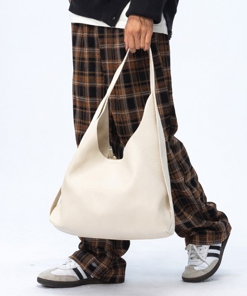 WOODENDOLL(ウッディンドール)の「WOODENDOLL トートバッグ ポーチ付き B24AW94(トートバッグ・メンズ・ブラウン/ブラック/アイボリー・-)」の2枚目の写真