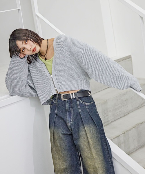 PAGEBOY(ページボーイ)の「ラメZIPショートカーディガン(カーディガン/ボレロ・レディース・ブラック/ブルー/グレー/オフホワイト・FREE)」の5枚目の写真