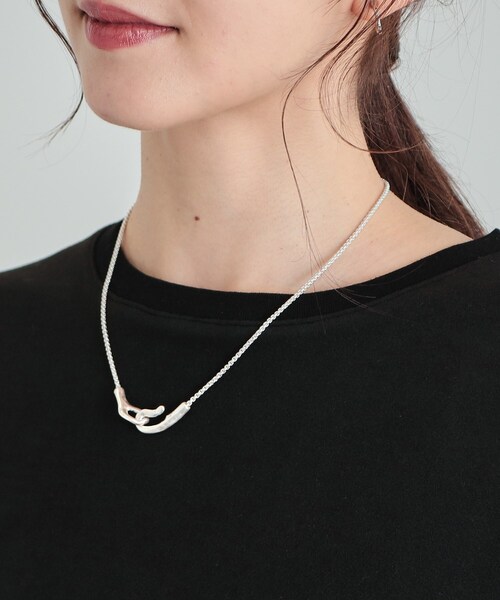 SHOO・LA・RUE（シューラルー）の「◆フックディテールネックレス（ネックレス・レディース・シルバー/ゴールド/シルバー系その他・00）」の5枚目の写真