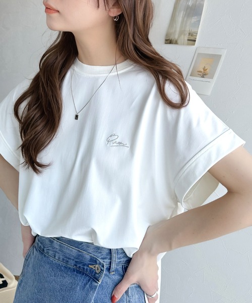 classicalelf(クラシカルエルフ)の「着るUV!ひんやりバックファスナードルマンスリーブ胸刺繍半袖トップス(接触冷感/UVカット/遮熱機能)(Tシャツ/カットソー・レディース・ブラック/ホワイト/ベージュ・SMALL/X-LARGE/MEDIUM/LARGE)」の11枚目の写真