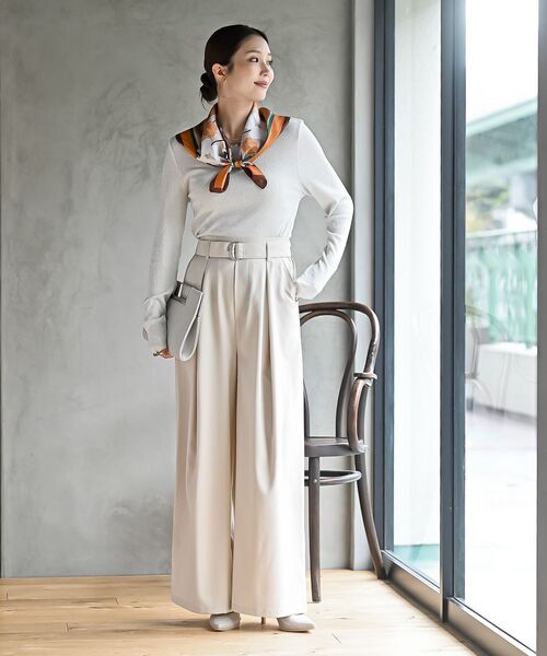 rps（アールピーエス）の「リング付きスカーフ（バンダナ/スカーフ・レディース・ブラック/ライトベージュ/サックスブルー/チャコールグレー/グレイッシュブルー/ダークグリーン/ブルー/ホワイト/ベージュ/オレンジ・フリー）」の20枚目の写真