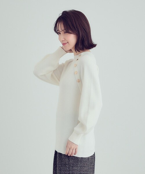 DRESKIP（ドレスキップ）の「【S-LL/洗える】きらっとラメが華やか 肩金ボタンニット（ニット/セーター・レディース・ネイビー/グリーン/オフホワイト/グレー・01/02/03/04）」の18枚目の写真