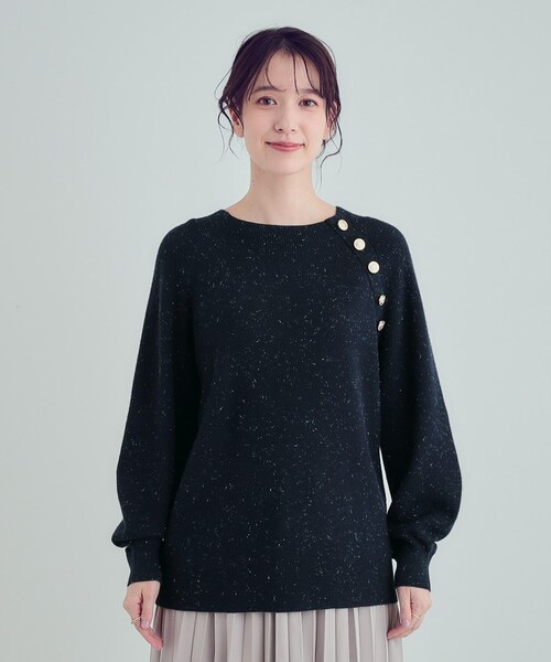 セール】【S-LL/洗える】きらっとラメが華やか 肩金ボタンニット