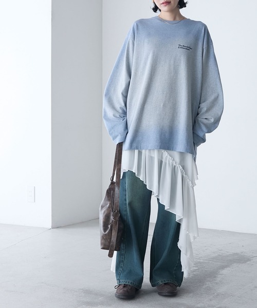 【新品タグ付き】CULLNI ロゴ刺繍 オーバーサイズロンT サイズ2 セール】【forksy.】スプレー加工ロゴ刺繍オーバーサイズロンT