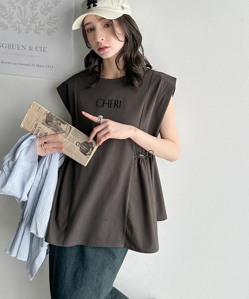 classicalelf(クラシカルエルフ)の「1枚でサマになる。ロゴフロッキープリント異素材ドッキングペプラムショートフレンチスリーブカットソー(Tシャツ/カットソー・レディース・ブラック/グレイッシュベージュ/オフホワイト/チャコール・SMALL/MEDIUM/LARGE/X-LARGE)」の21枚目の写真