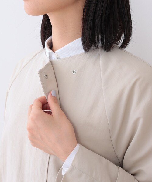 INDIVI(インディヴィ)の「【撥水/UVケア/軽量】トレンチ風ロングコート(トレンチコート・レディース・チャコールグレー/グリーン系/ベージュ・05/13/15 /19/36/38/40)」の21枚目の写真