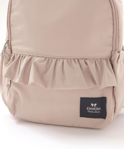 BeBe(ベベ)の「タフタフリルリュック(M~L)(バックパック/リュック・キッズ・パープル/ベージュ・M/L)」の8枚目の写真