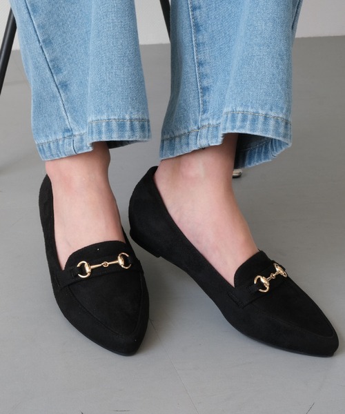 aquagarage（アクアガレージ）の「1.5cmインヒールローファー（パンプス・レディース・ホワイト系その他5/レッド系その他6/ブラック系その他3/ブラック系その他/ベージュ系その他3/ブラウン系その他2/ブラック系その他5/ブラック系その他2/グレー系その他/ブルー系その他2/ブラウン系その他/ブラウン系その他6/ベージュ系その他/ブラック系その他4/ベージュ系その他2/ブラック系その他6/ブルー系その他/ベージュ系その他6・23.0cm/23.5cm/24.5cm/22.5cm/25.5cm/21.5cm/24.0cm/25.0cm/26.0cm/22.0cm）」の4枚目の写真