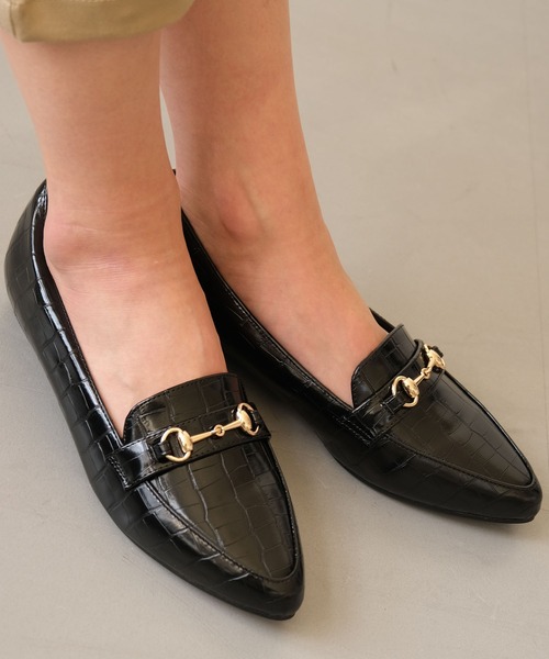 aquagarage（アクアガレージ）の「1.5cmインヒールローファー（パンプス・レディース・ホワイト系その他5/レッド系その他6/ブラック系その他3/ブラック系その他/ベージュ系その他3/ブラウン系その他2/ブラック系その他5/ブラック系その他2/グレー系その他/ブルー系その他2/ブラウン系その他/ブラウン系その他6/ベージュ系その他/ブラック系その他4/ベージュ系その他2/ブラック系その他6/ブルー系その他/ベージュ系その他6・23.0cm/23.5cm/24.5cm/22.5cm/25.5cm/21.5cm/24.0cm/25.0cm/26.0cm/22.0cm）」の7枚目の写真