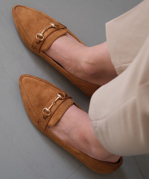 aquagarage（アクアガレージ）の「1.5cmインヒールローファー（パンプス・レディース・ホワイト系その他5/レッド系その他6/ブラック系その他3/ブラック系その他/ベージュ系その他3/ブラウン系その他2/ブラック系その他5/ブラック系その他2/グレー系その他/ブルー系その他2/ブラウン系その他/ブラウン系その他6/ベージュ系その他/ブラック系その他4/ベージュ系その他2/ブラック系その他6/ブルー系その他/ベージュ系その他6・23.0cm/23.5cm/24.5cm/22.5cm/25.5cm/21.5cm/24.0cm/25.0cm/26.0cm/22.0cm）」の10枚目の写真