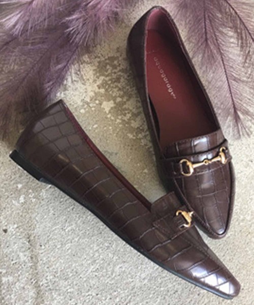 aquagarage（アクアガレージ）の「1.5cmインヒールローファー（パンプス・レディース・ホワイト系その他5/レッド系その他6/ブラック系その他3/ブラック系その他/ベージュ系その他3/ブラウン系その他2/ブラック系その他5/ブラック系その他2/グレー系その他/ブルー系その他2/ブラウン系その他/ブラウン系その他6/ベージュ系その他/ブラック系その他4/ベージュ系その他2/ブラック系その他6/ブルー系その他/ベージュ系その他6・23.0cm/23.5cm/24.5cm/22.5cm/25.5cm/21.5cm/24.0cm/25.0cm/26.0cm/22.0cm）」の11枚目の写真