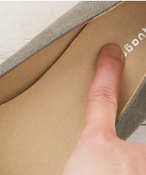 aquagarage（アクアガレージ）の「1.5cmインヒールローファー（パンプス・レディース・ホワイト系その他5/レッド系その他6/ブラック系その他3/ブラック系その他/ベージュ系その他3/ブラウン系その他2/ブラック系その他5/ブラック系その他2/グレー系その他/ブルー系その他2/ブラウン系その他/ブラウン系その他6/ベージュ系その他/ブラック系その他4/ベージュ系その他2/ブラック系その他6/ブルー系その他/ベージュ系その他6・23.0cm/23.5cm/24.5cm/22.5cm/25.5cm/21.5cm/24.0cm/25.0cm/26.0cm/22.0cm）」の21枚目の写真