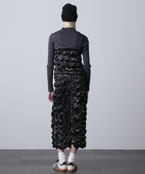 ROSE BUD(ローズバッド)の「シャーリングベロアスカート(スカート・レディース・グレー/カーキ・ONE SIZE)」の6枚目の写真