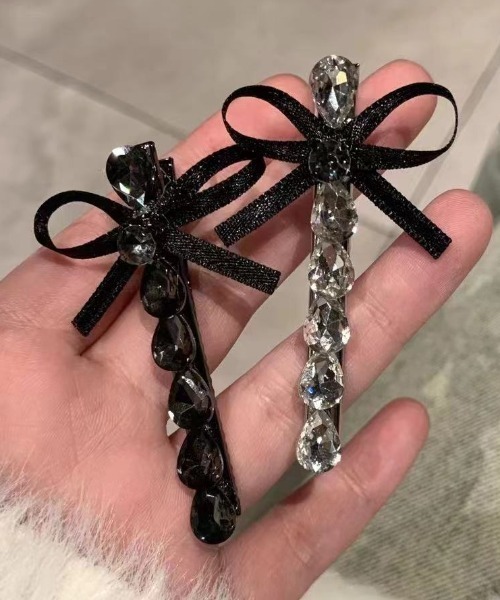 YVMIN ヘアピン（ペア） YVMIN(イヴミン) ヘアアクセサリー(レディース) - 海外通販のBUYMA