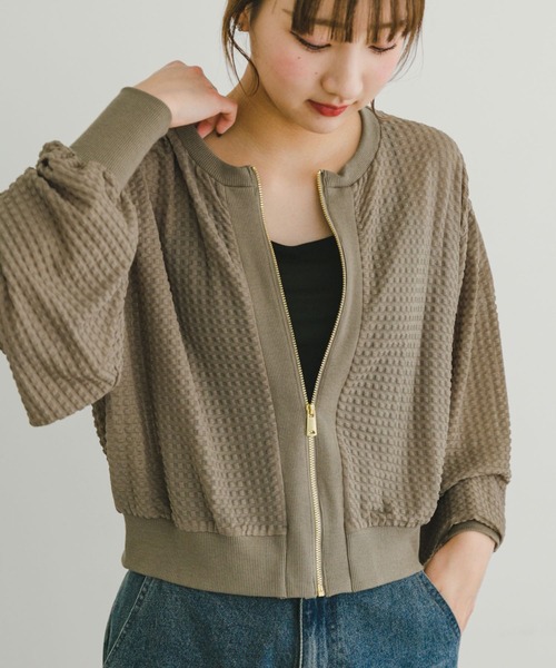 ITEMS URBANRESEARCH(アイテムズ アーバンリサーチ)の「ポコポコシアーブルゾン(ブルゾン・レディース・ブラック/カーキ/ベージュ・FREE)」の3枚目の写真