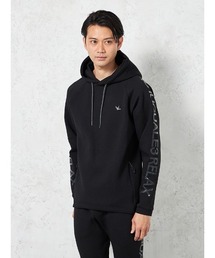 1PIU1UGUALE3  RELAX （ウノピゥウノウグァーレトレ リラックス）の「1PIU1UGUALE3RELAXTRAININGPULLHOODIE（パーカー）」