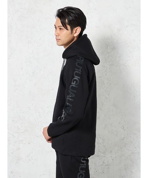 1piu1uguale3 RELAX（ウノピュウノウグァーレトレリラックス）の「1PIU1UGUALE3RELAXTRAININGPULLHOODIE（パーカー・メンズ・グレー/ブラック・LL/M/L）」の3枚目の写真