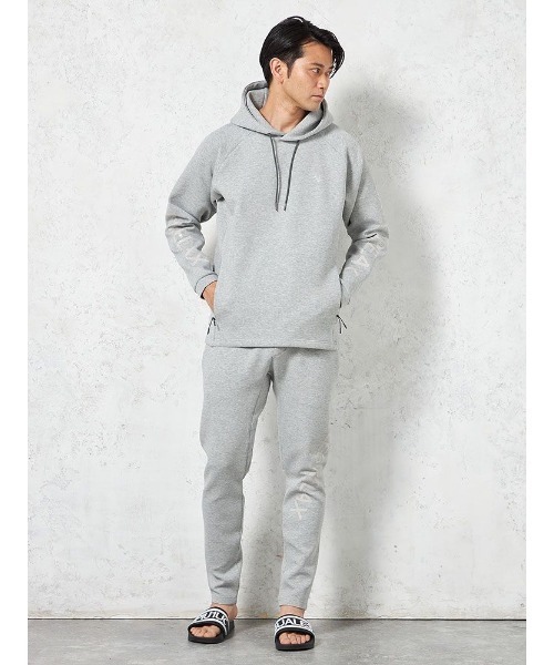 1piu1uguale3 RELAX（ウノピュウノウグァーレトレリラックス）の「1PIU1UGUALE3RELAXTRAININGPULLHOODIE（パーカー・メンズ・グレー/ブラック・LL/M/L）」の21枚目の写真