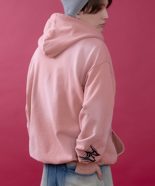 improves（インプローブス）の「ロゴ刺しゅう スウェット プルパーカー（パーカー・メンズ・ブラウン/ブラック/ピンク・LARGE/MEDIUM）」の17枚目の写真