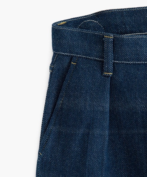 COSMIC WONDER(コズミックワンダー)の「Natural indigo-dyed hand-woven denim pants(デニムパンツ・レディース・インディゴブルー・0/1/3)」の3枚目の写真