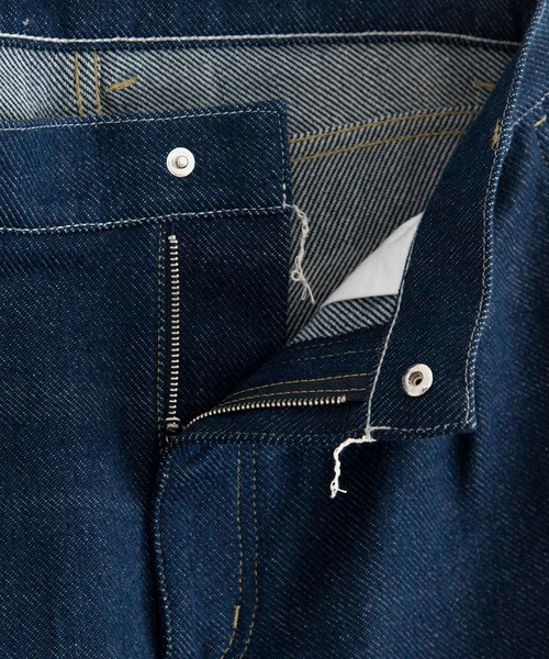 COSMIC WONDER(コズミックワンダー)の「Natural indigo-dyed hand-woven denim pants(デニムパンツ・レディース・インディゴブルー・0/1/3)」の13枚目の写真