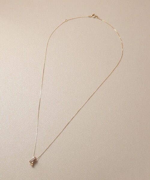 K10ダイヤモンド アシンメトリークロス ネックレス（ネックレス 