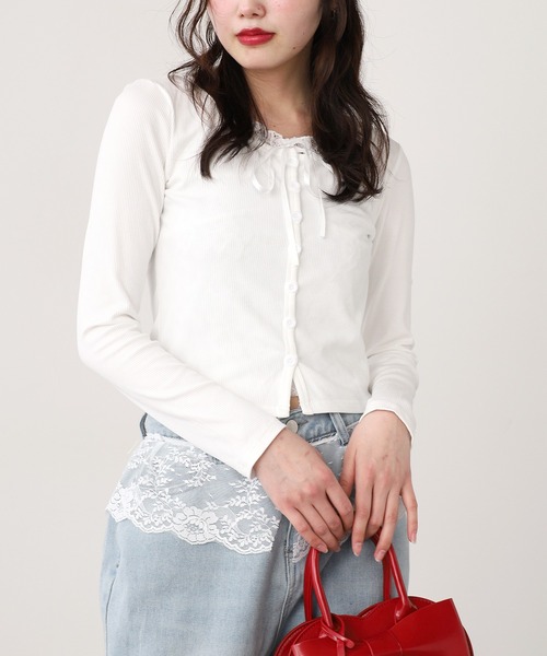 ROOPTOKYO(ループトウキョウ)の「2WAY リボンレース付き トップス 秋物 秋服 2026年秋冬(Tシャツ/カットソー・レディース・イエロー/グレー/ブラック/ホワイト・FREE)」の1枚目の写真