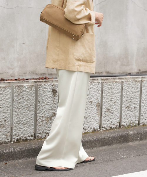 IENA(イエナ)の「ウォッシャブル サテン スラックス(スラックス・レディース・ネイビー/ホワイト・34/36/38)」の12枚目の写真